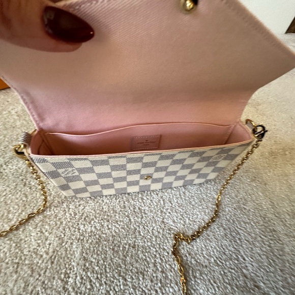 Louis Vuitton Pochette Felicie D.Azur - Picture 6 of 14